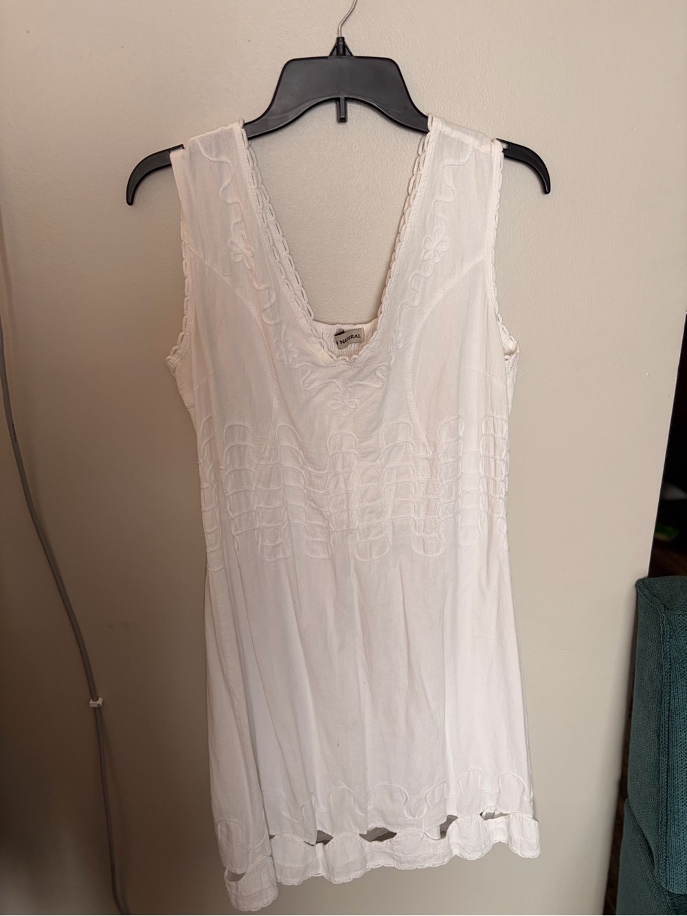 Women's White Embroidered Sleeveless Summer Dress